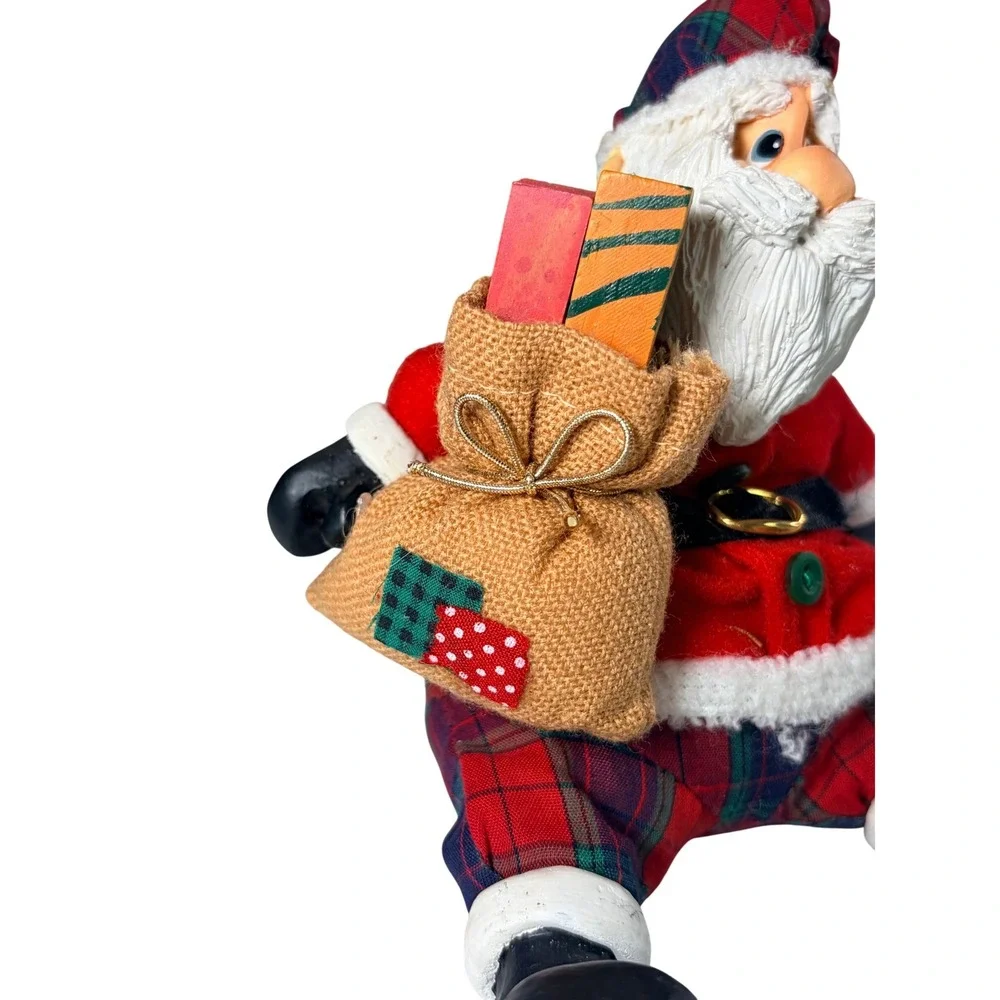Russ Berrie Santa Claus Figurine Kathleen Kelly Critter Factory 2909 Plaid Red